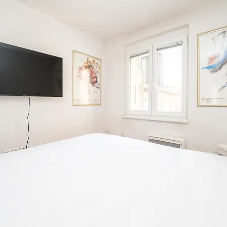 Cosy 2 Bdr In The Heart Of The شقة سراييفو