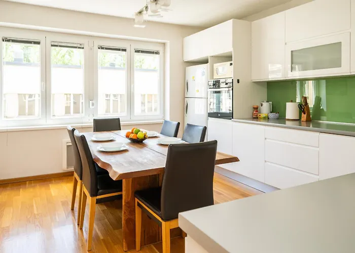 דירה Cosy 2 Bdr In The Heart Of The *