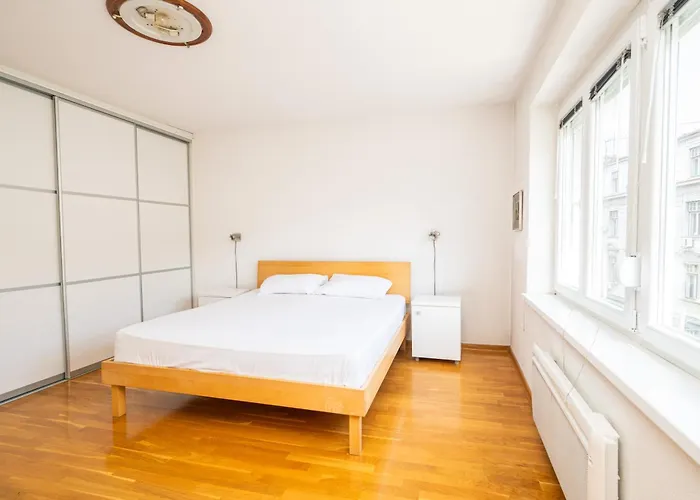 Cosy 2 Bdr In The Heart Of The סראייבו