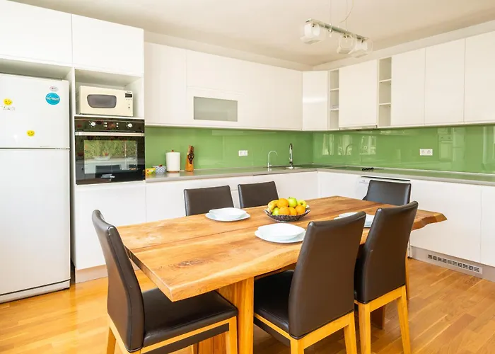 Cosy 2 Bdr In The Heart Of The * סראייבו