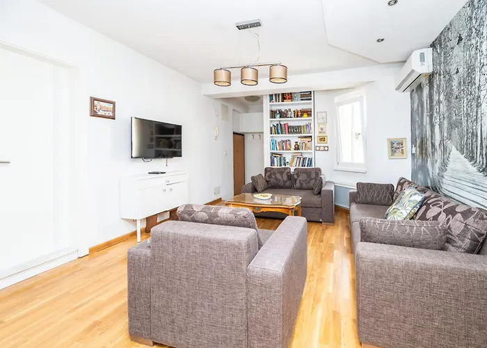 Cosy 2 Bdr In The Heart Of The * סראייבו